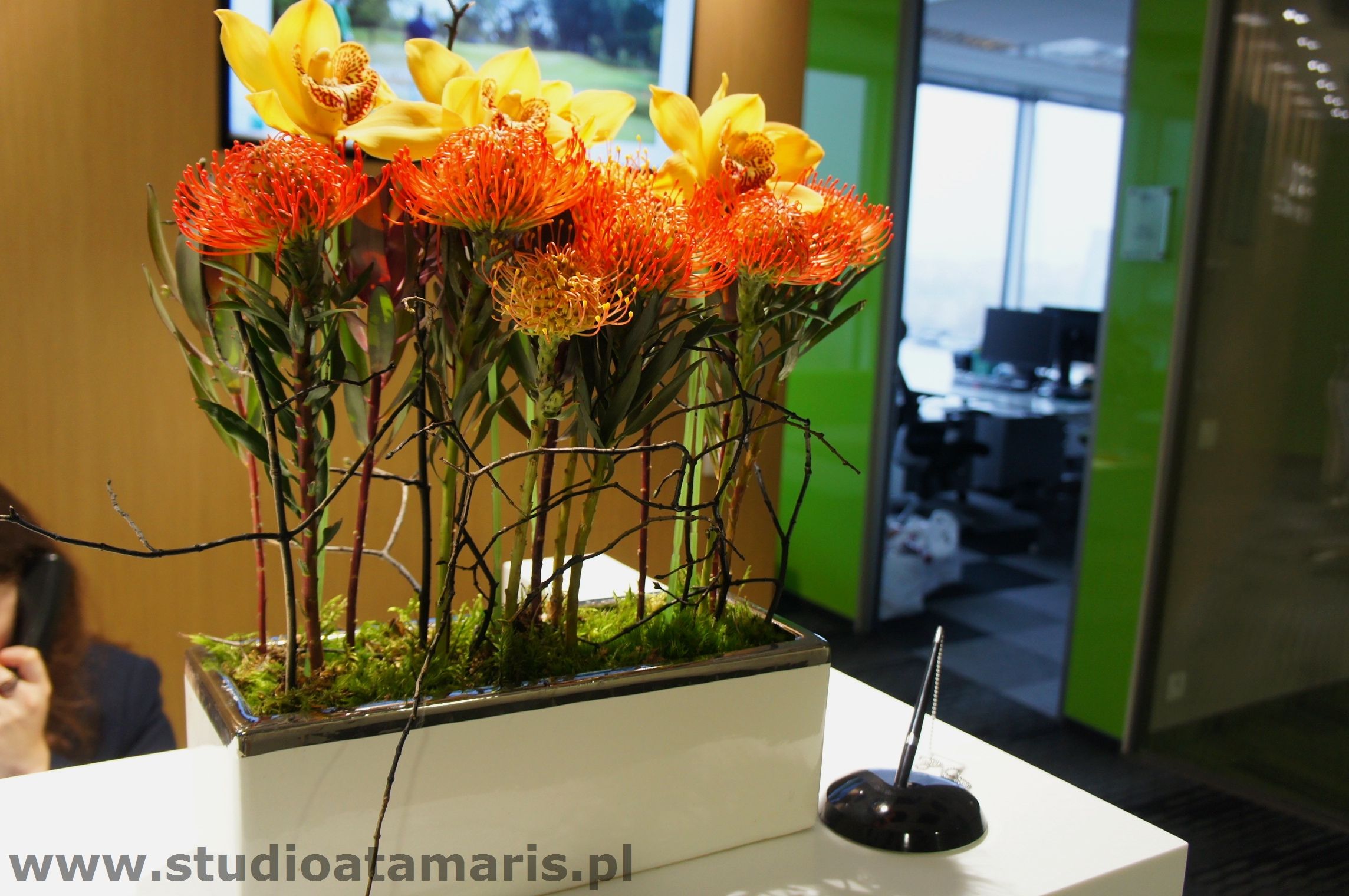 dekoracja recepcji kompozycja podłużna